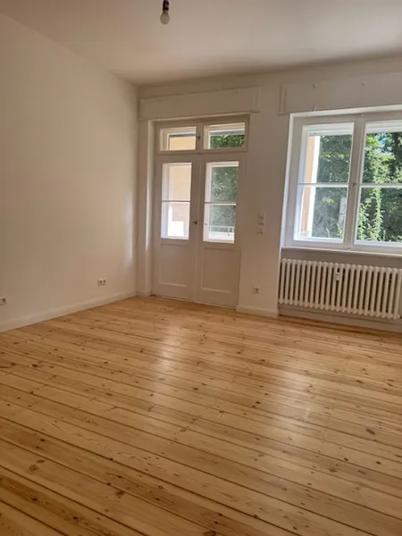 Neu sanierte 2 Zimmer Wohnung in Zehlendorf am S-Bahnhof Sundgauer Strasse ab sofort — photo 1